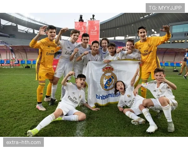 西甲传奇重聚马德里，群星共襄百年盛典