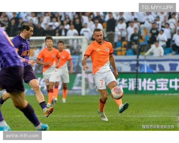 狼队球迷集会抗议管理层，呼吁改革以扭转球队颓势